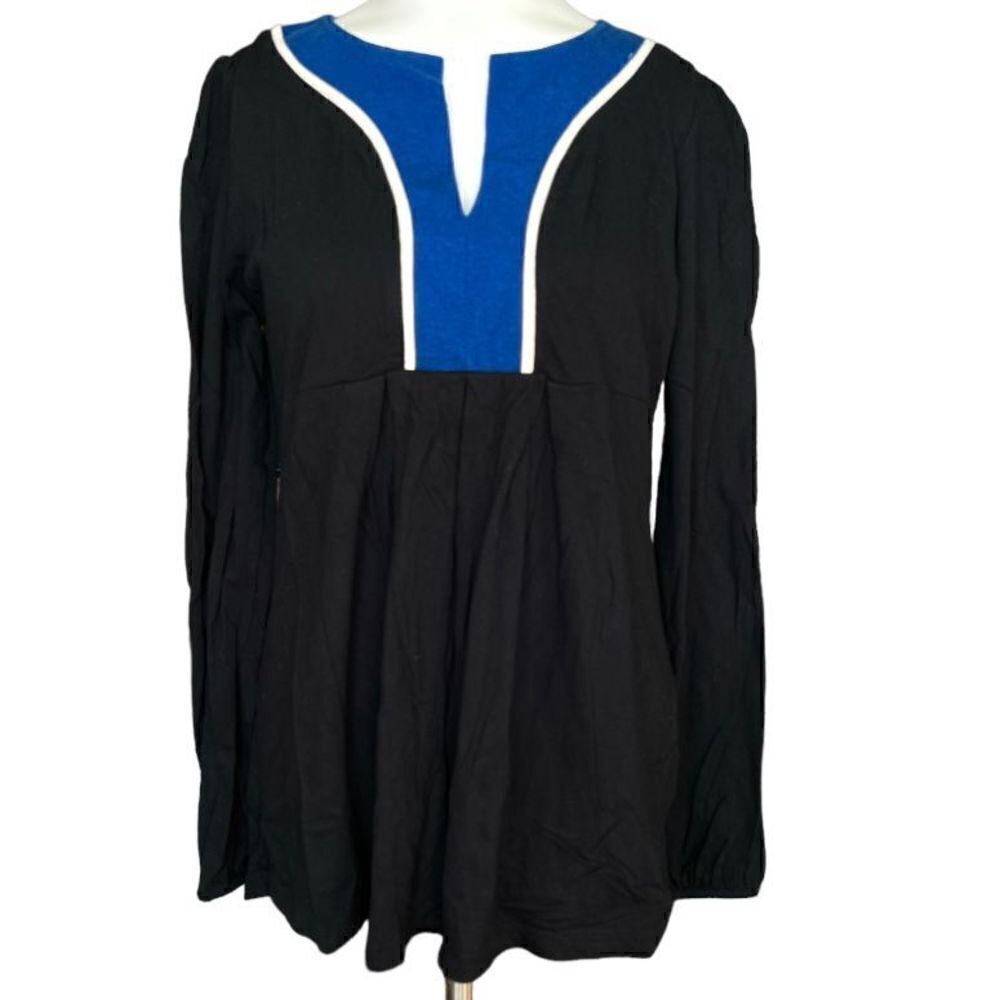 Duo Maternity size medium black split neck top